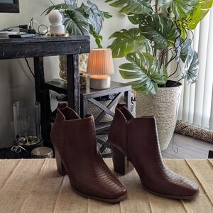 Sun + Stone 2.5 Inch Walnut Brown Heeled Boots